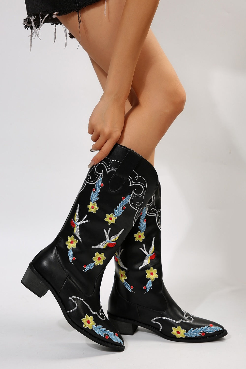 Embroidered Point Toe Block Heel Boots