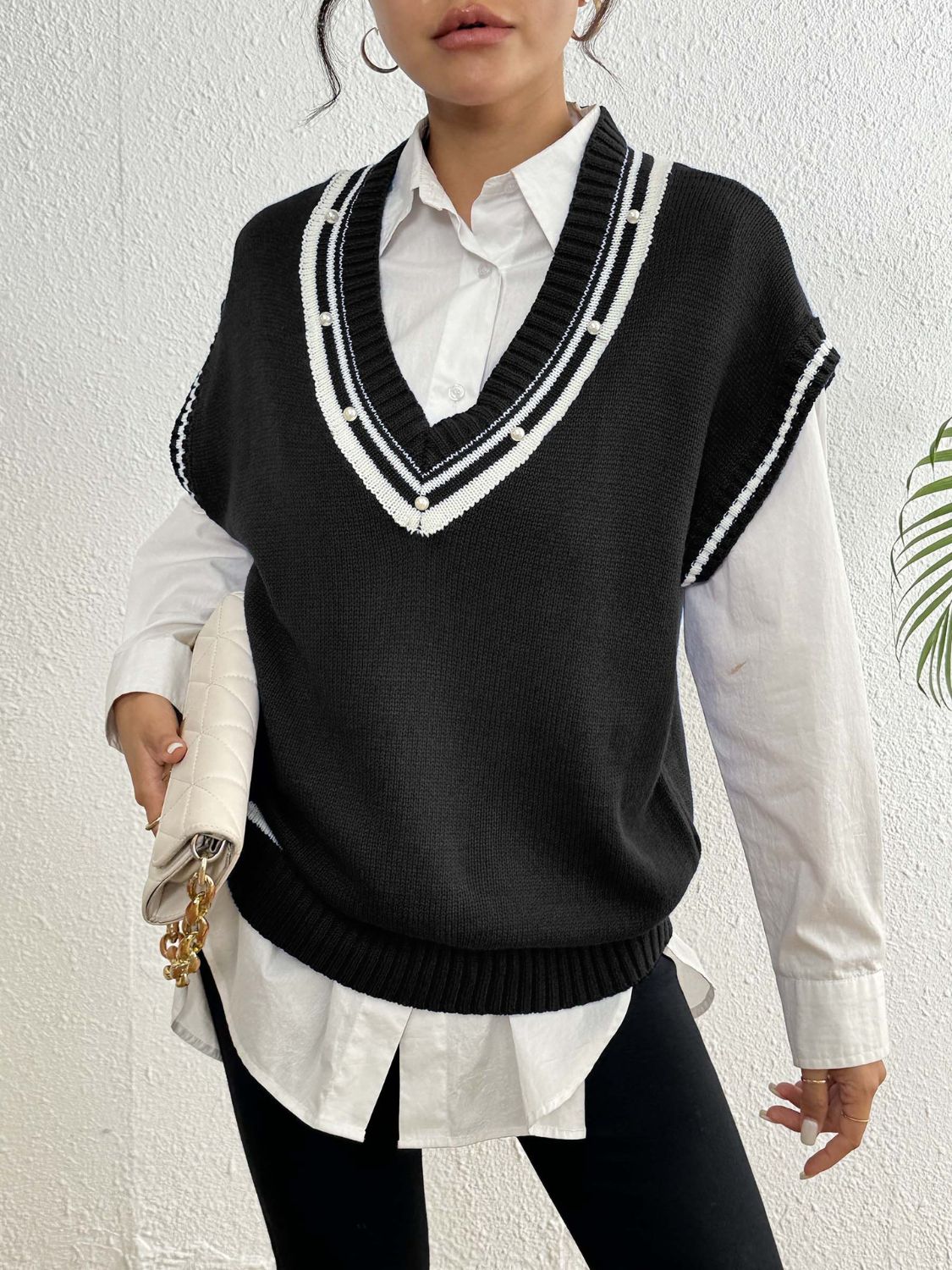 Pearl Trim Contrast V-Neck Sweater Vest