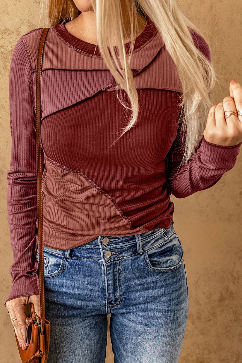 Exposed Seam Contrast Round Neck Long Sleeve T-Shirt