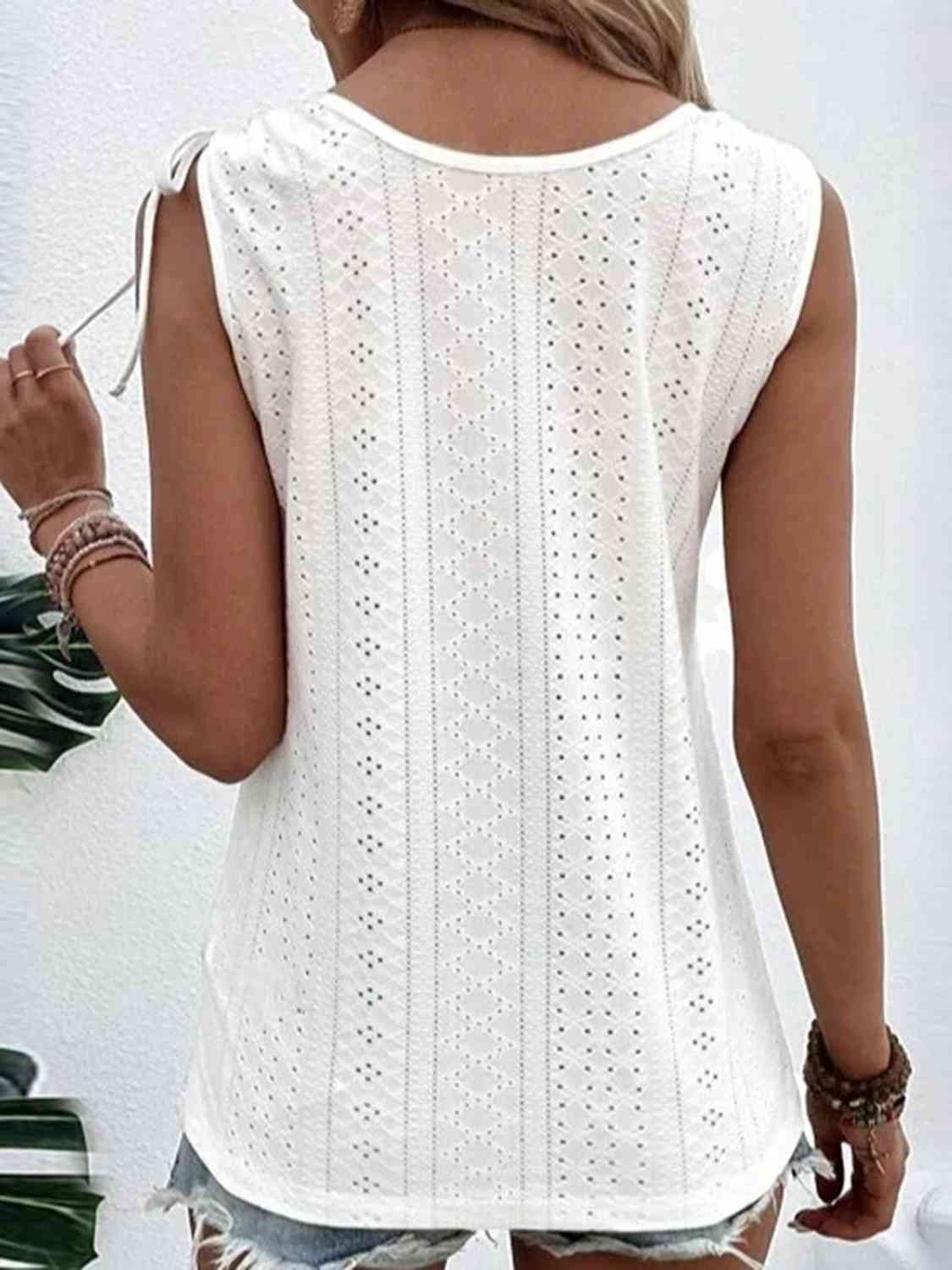 Full Size Scoop Neck Sleeveless Tank Top